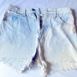 VINTAGE GUESS SHORTS